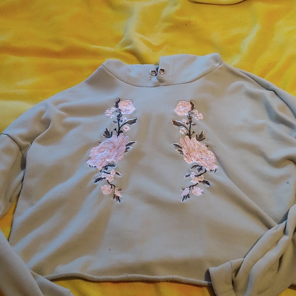 Crop top